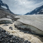 A hike at Columbia Icefields